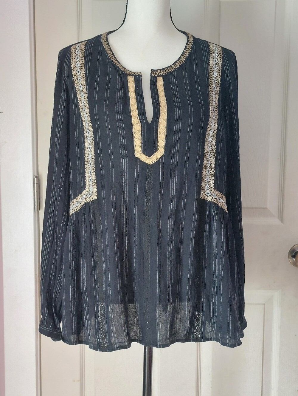 J. Jill Boho Split V-Neck Embroidered Popover Crinkle Peasant Blouse Size M